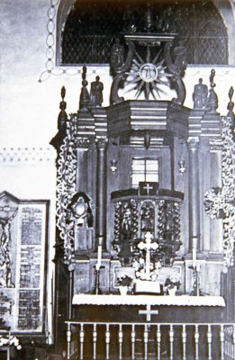 Priekulės evangelikų liuteronų bažnyčios altorius