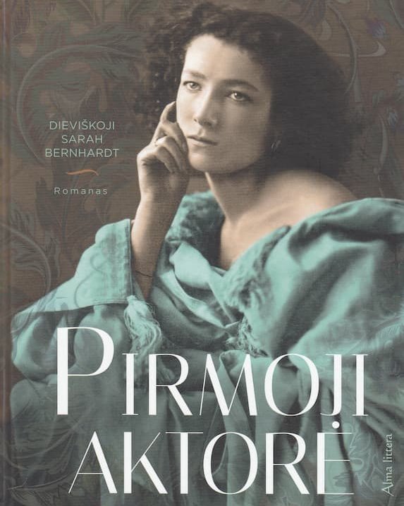 Pirmoji aktorė