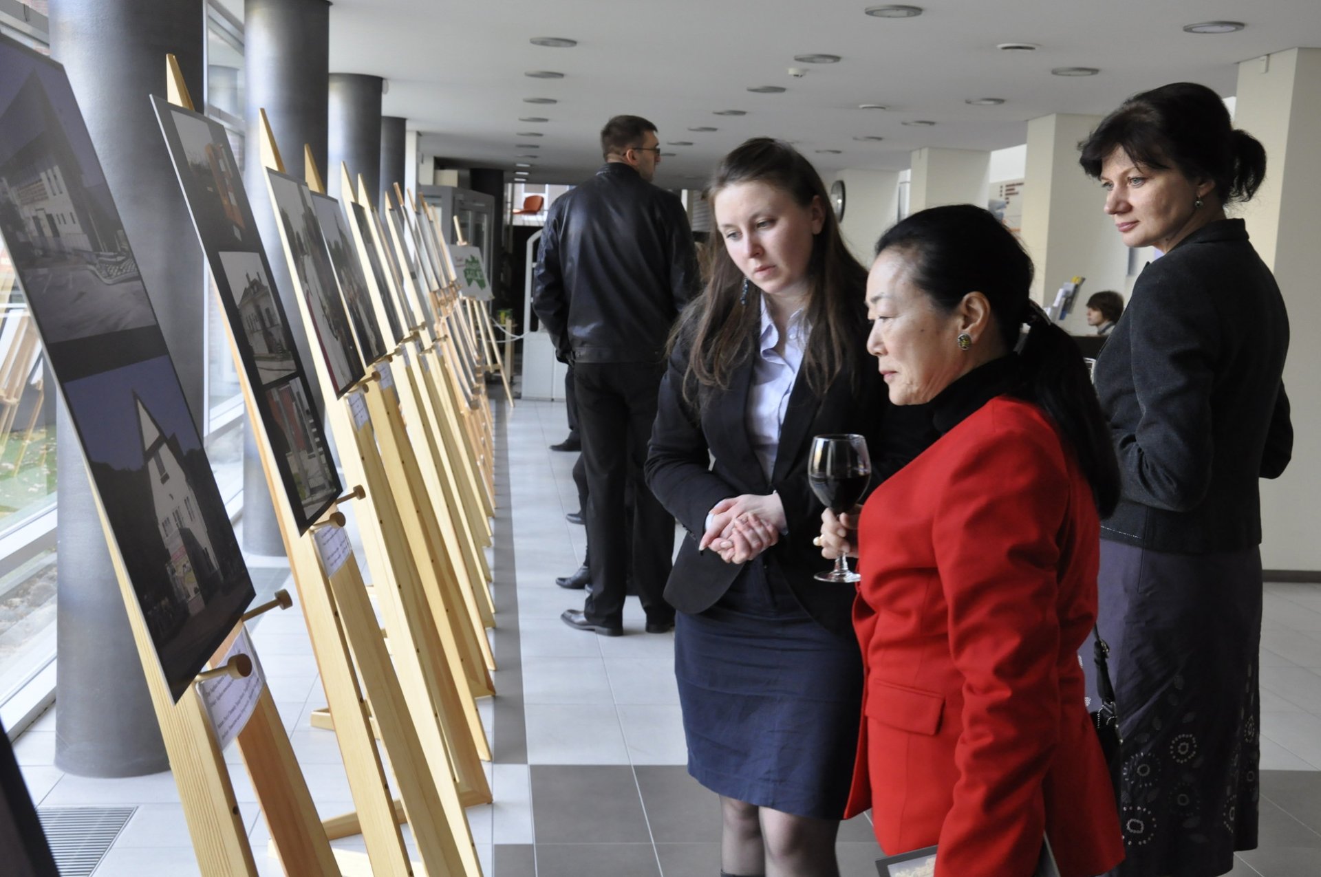 Japonijos ambasadorė Lietuvoje Miyoko Akashi, 2011. Foto Eugenijus Macius Japonijos ambasadorė Lietuvoje Miyoko Akashi, 2011. Foto Eugenijus Macius